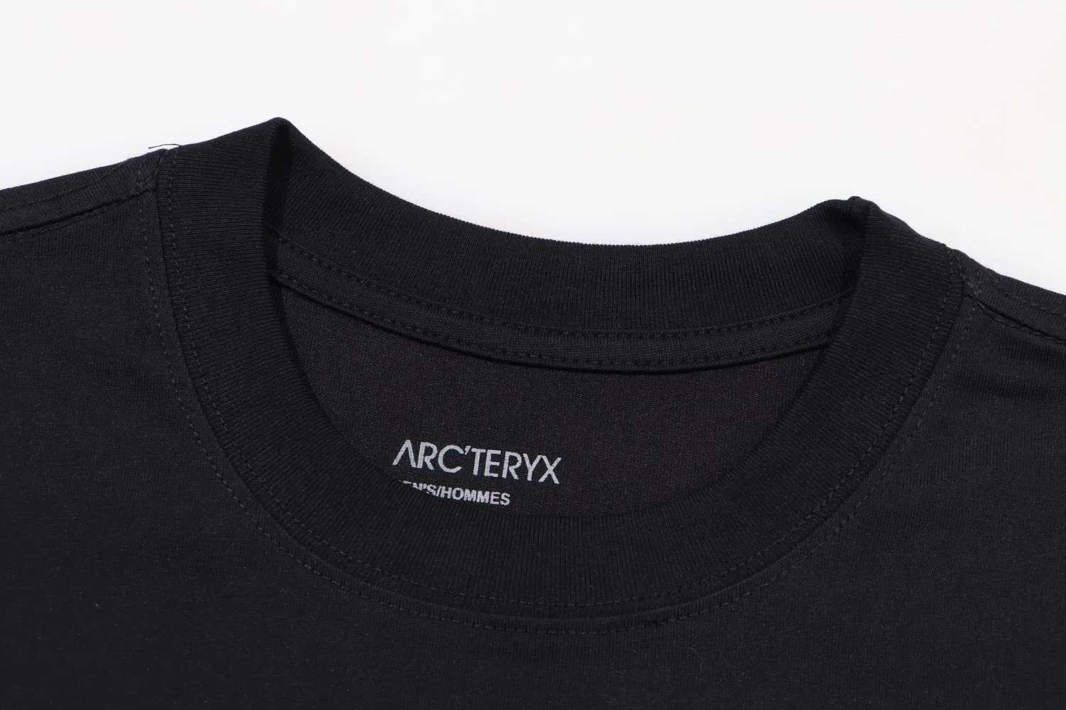 Arc’teryx ARC 23SS T 60 ， g 。 Breathable， ， ， 。 logo ， 。 ， 。 ， ， ， ， 。 Size:XS-L